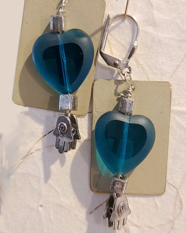 Glass hearts - Linda Levy has been creating Jewelry, Necklaces, Earrings, Gemstone jewelry, handcrafted, original art, in Santa Cruz California
